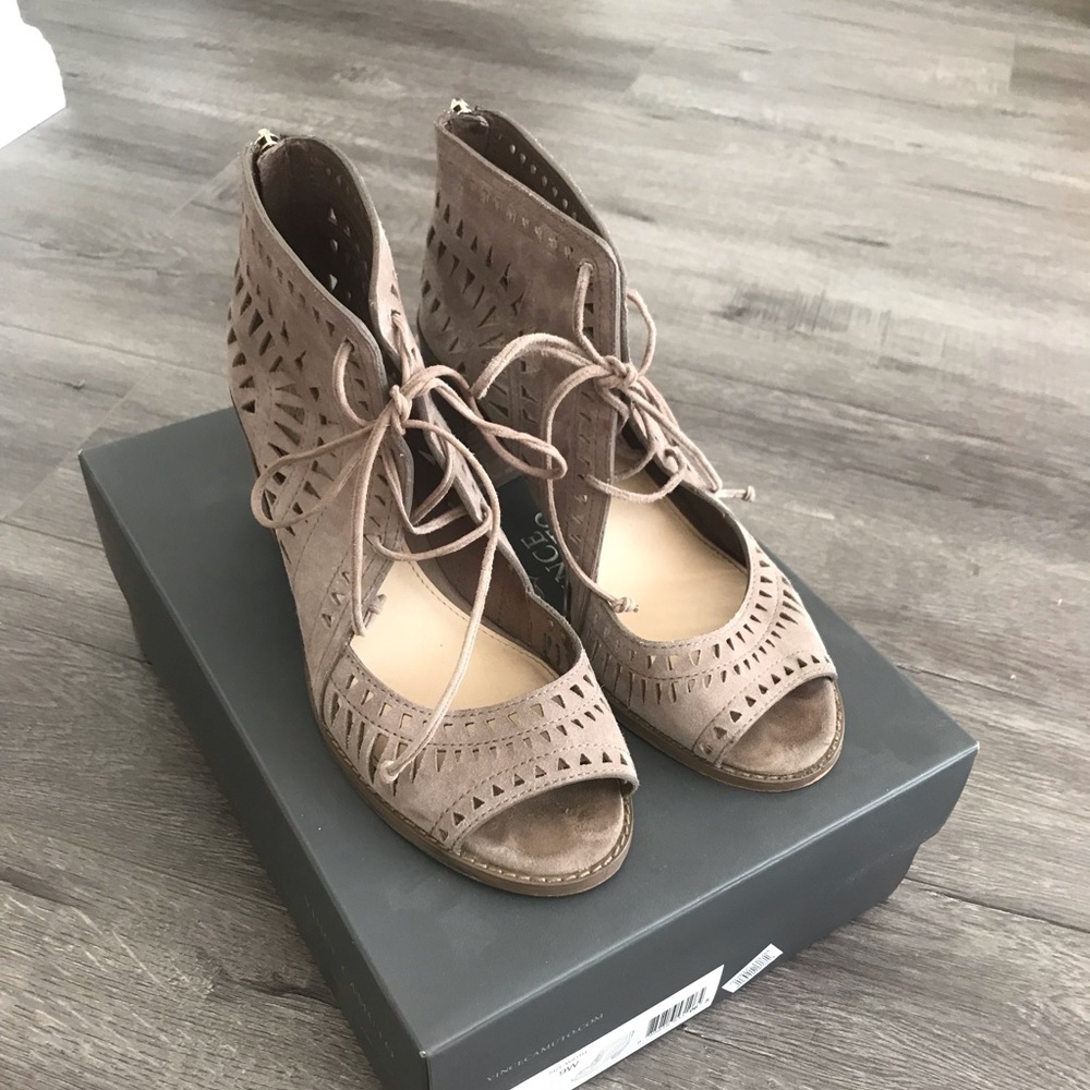 Vince Camuto Tarita heel